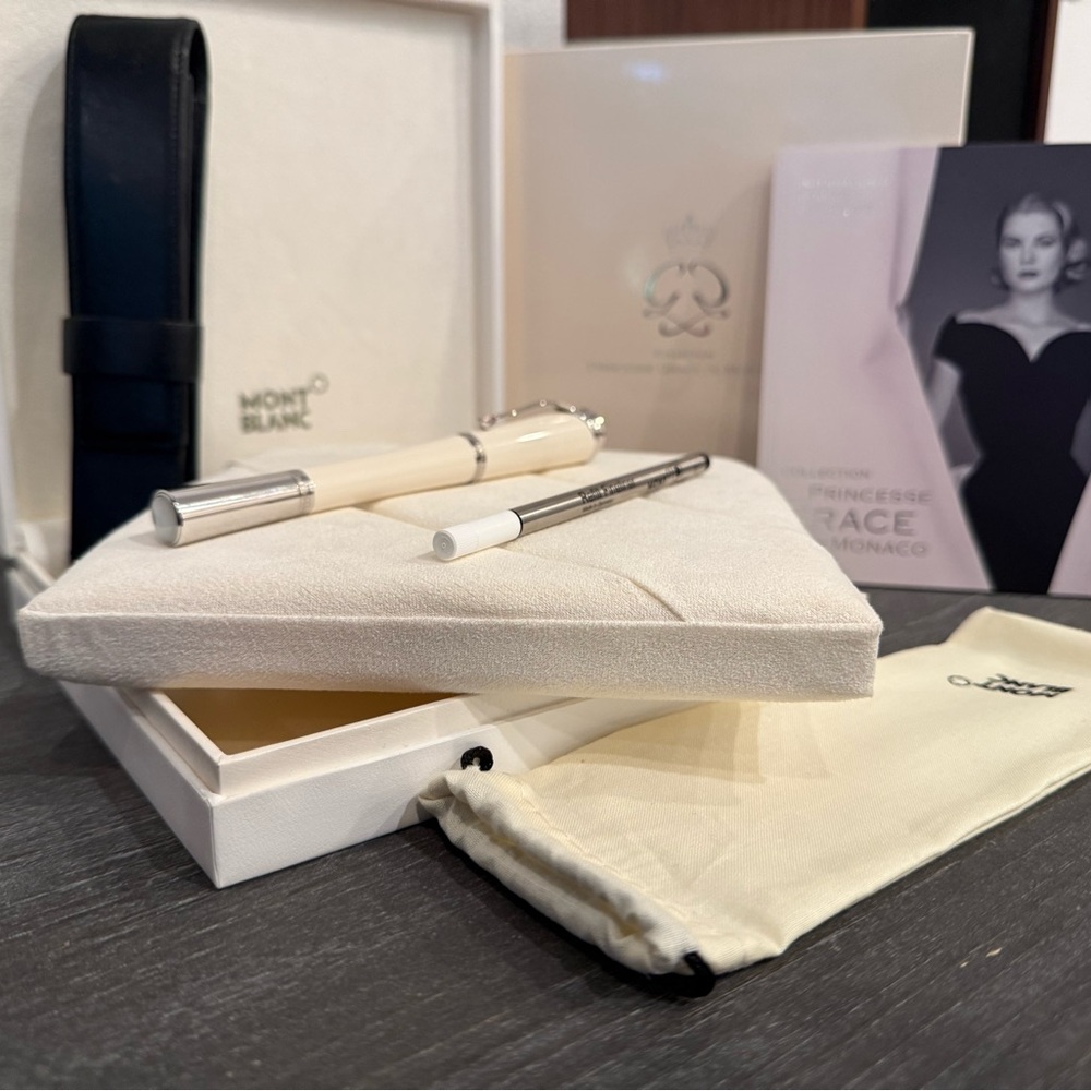 Montblanc Muses Line Princess Grace de Monaco Ivory Ballpoint Pen ID 111754 OVP